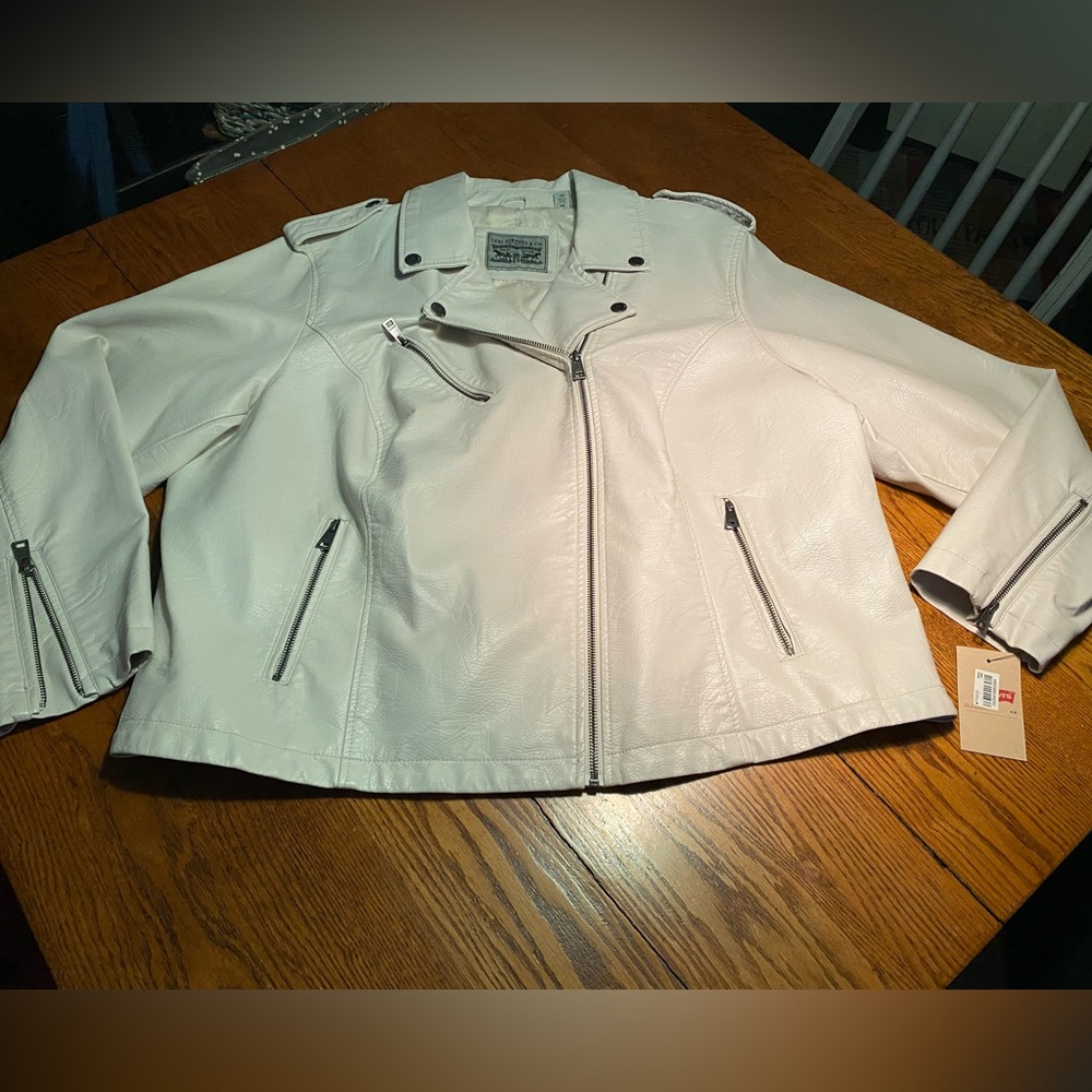 NWT women’s Levi’s biker jacket 3XL